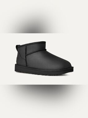 UGGs - Classic Ultra Mini Leather